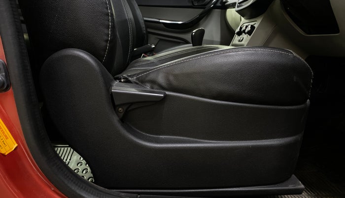 2019 Tata Tiago XT PETROL, Petrol, Manual, 8,689 km, Driver Side Adjustment Panel