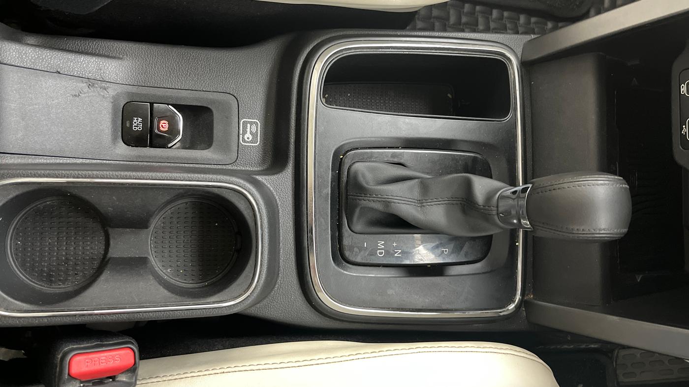 2024 Mahindra Thar Roxx AX5 L Diesel AT 2WD, Diesel, Automatic, 33,613 km, Gear Lever