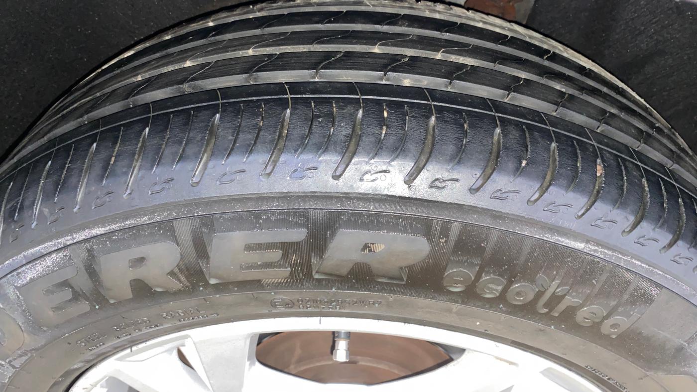 2019 Audi Q5 40 TDI PREMIUM PLUS, Diesel, Automatic, 77,627 km, Left Rear Tyre Tread