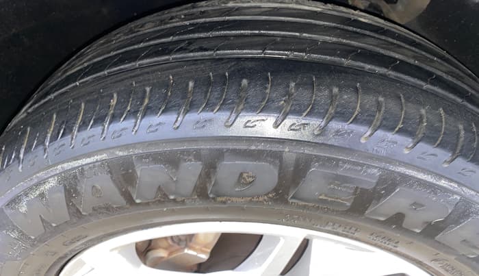 2019 Audi Q5 40 TDI PREMIUM PLUS, Diesel, Automatic, 77,627 km, Right Front Tyre Tread