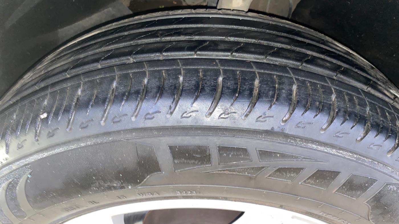 2019 Audi Q5 40 TDI PREMIUM PLUS, Diesel, Automatic, 77,627 km, Left Front Tyre Tread