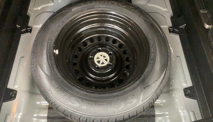 2020 KIA SELTOS HTK PLUS 1.5, Petrol, Manual, 54,573 km, Spare Tyre