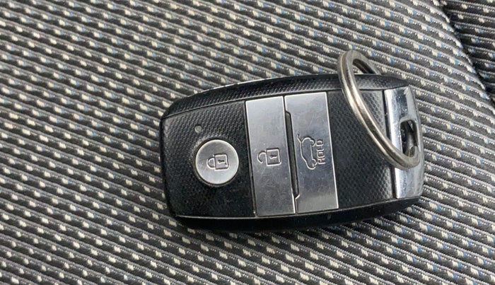 2020 KIA SELTOS HTK PLUS 1.5, Petrol, Manual, 54,573 km, Key Close Up