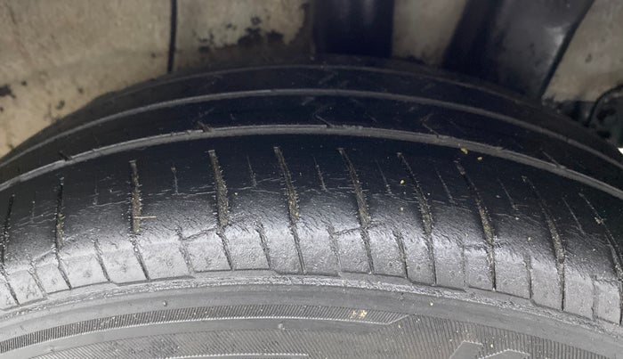 2019 Hyundai Xcent S 1.2, Petrol, Manual, 37,184 km, Left Rear Tyre Tread