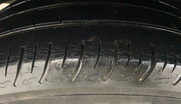 2019 Maruti Baleno DELTA PETROL 1.2, Petrol, Manual, 39,331 km, Right Rear Tyre Tread