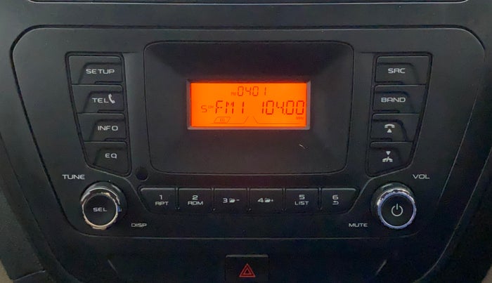 2015 Mahindra TUV300 T6, Diesel, Manual, 43,870 km, Infotainment System