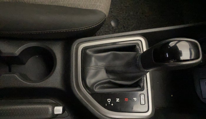 2017 Hyundai Creta SX PLUS AT 1.6 PETROL, Petrol, Automatic, 90,417 km, Gear Lever