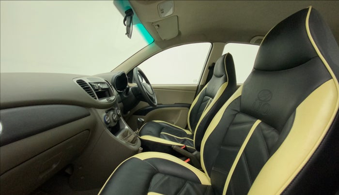 2012 Hyundai i10 MAGNA 1.1, CNG, Manual, 96,107 km, Right Side Front Door Cabin