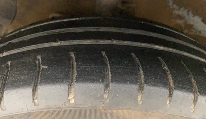 2018 Hyundai Grand i10 SPORTZ (O) AT 1.2 KAPPA VTVT, Petrol, Automatic, 57,142 km, Left Front Tyre Tread