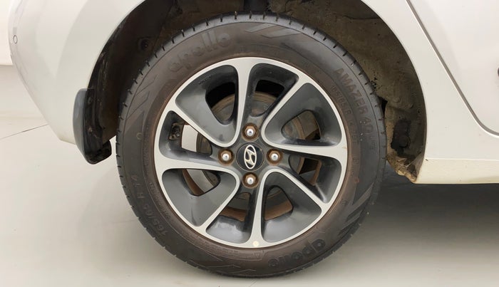 2018 Hyundai Grand i10 SPORTZ (O) AT 1.2 KAPPA VTVT, Petrol, Automatic, 57,142 km, Right Rear Wheel