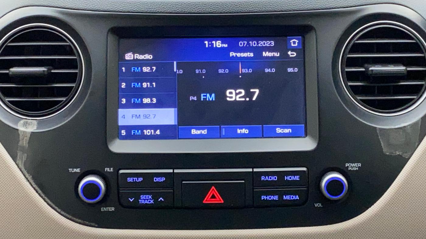 2018 Hyundai Grand i10 SPORTZ (O) AT 1.2 KAPPA VTVT, Petrol, Automatic, 57,142 km, Infotainment System