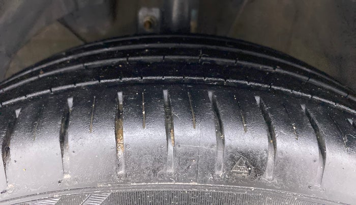 2022 Maruti Baleno ZETA PETROL 1.2, Petrol, Manual, 32,232 km, Left Front Tyre Tread
