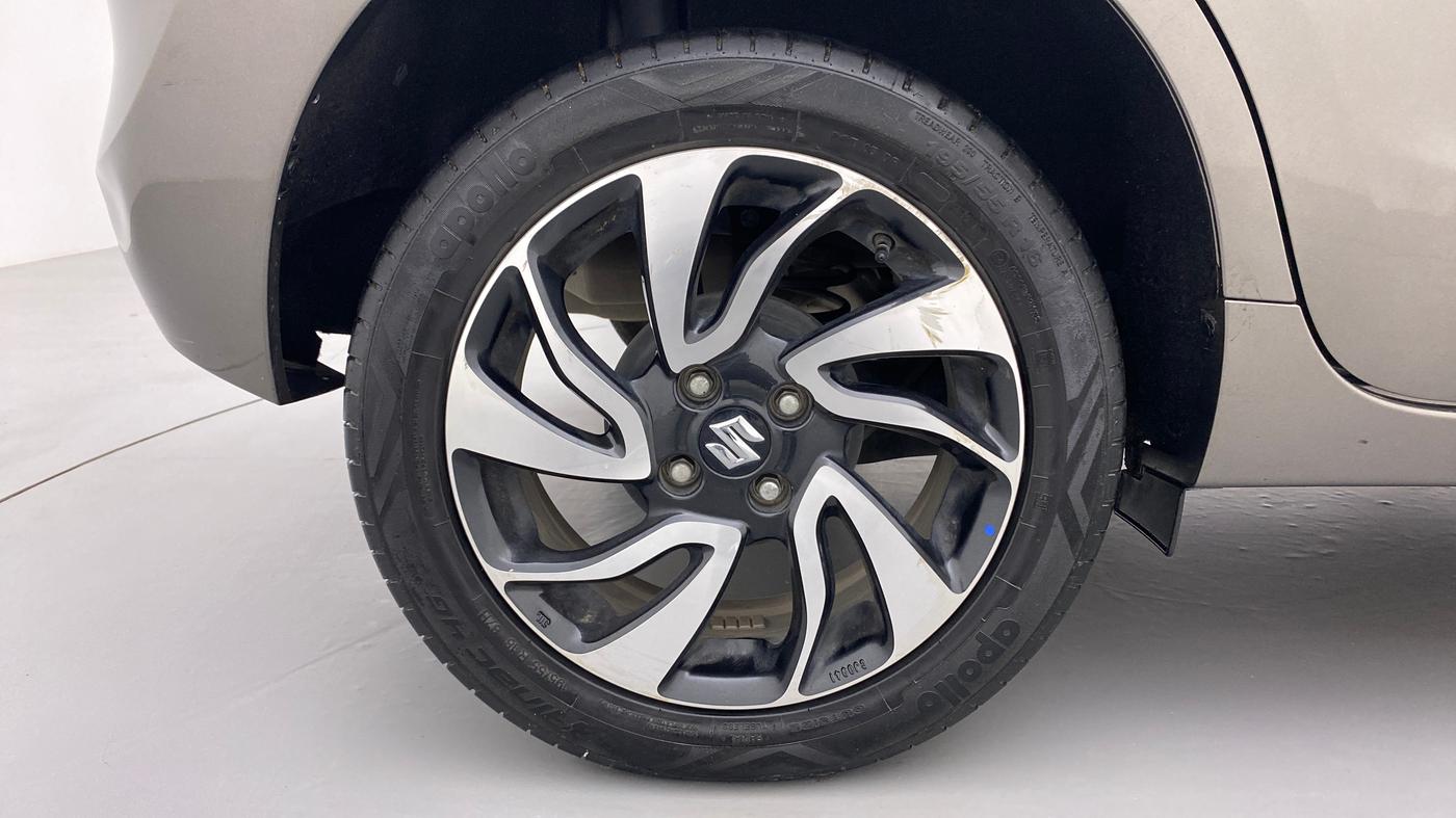 2022 Maruti Baleno ZETA PETROL 1.2, Petrol, Manual, 32,232 km, Right Rear Wheel
