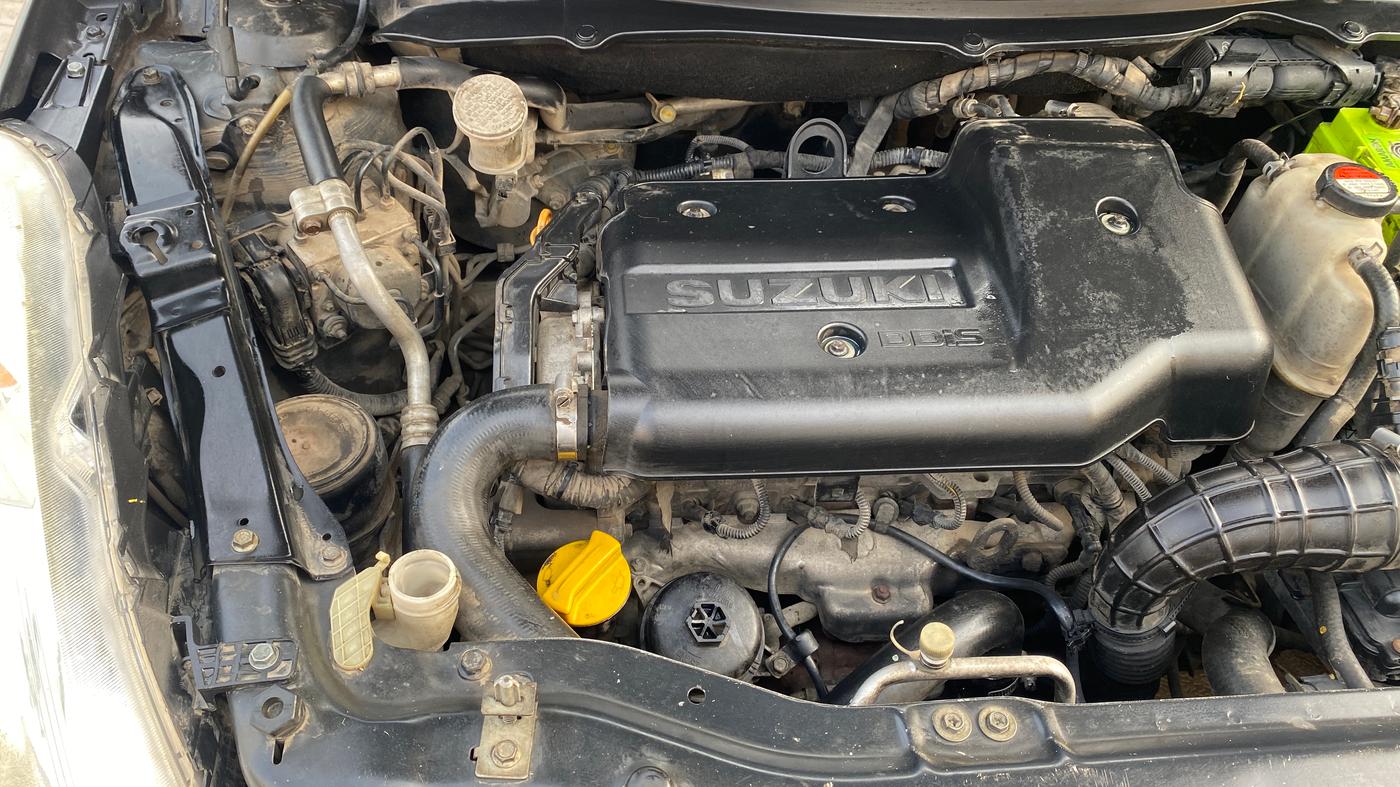2017 Maruti Swift VDI, Diesel, Manual, 95,072 km, Engine View - Right