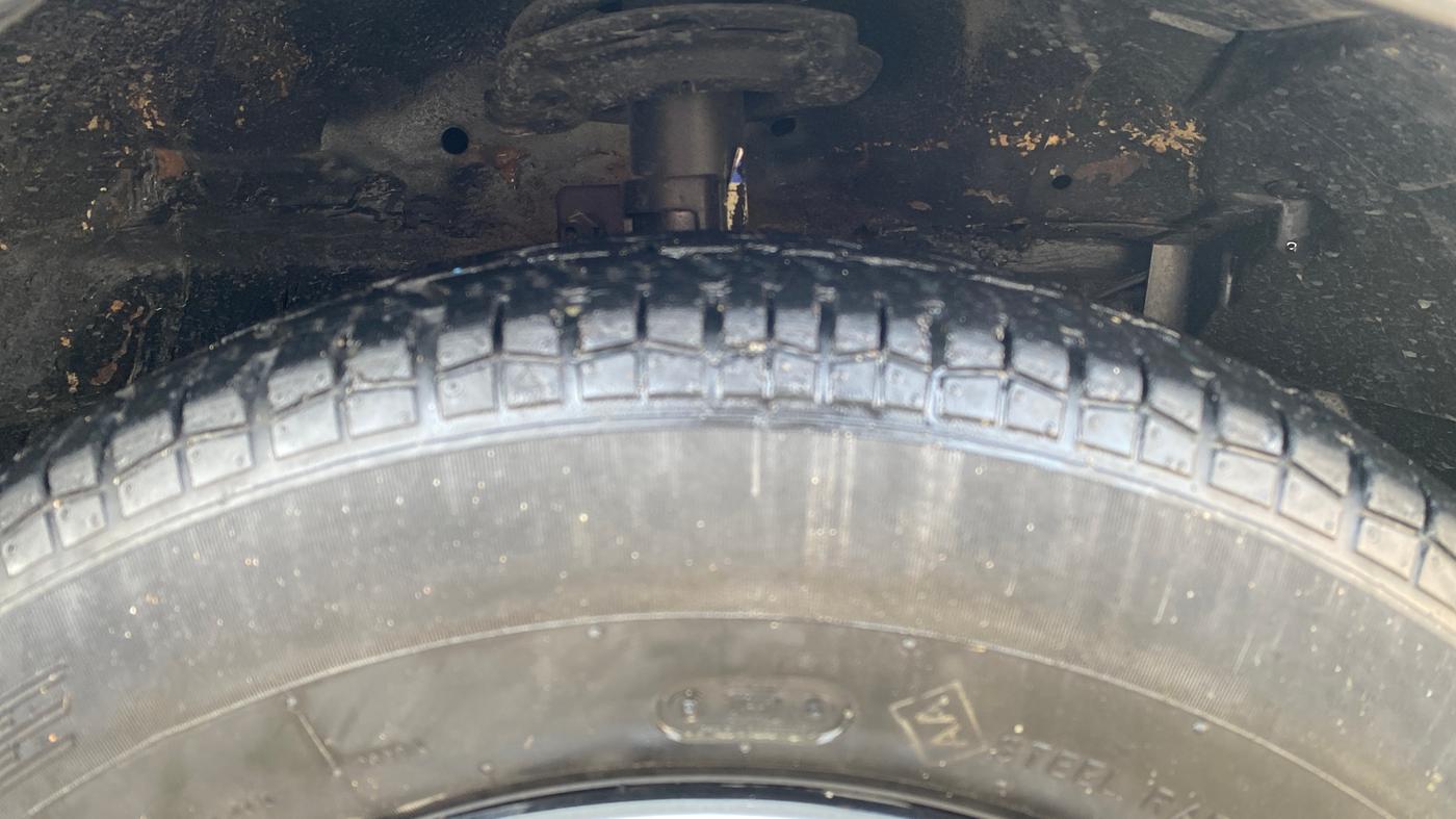 2017 Maruti Swift VDI, Diesel, Manual, 95,072 km, Right Front Tyre Tread