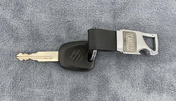 2021 Maruti Alto LXI OPT CNG, CNG, Manual, 22,081 km, Key Close Up