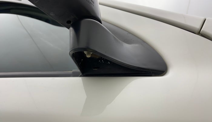 2021 Maruti Alto LXI OPT CNG, CNG, Manual, 22,081 km, Right rear-view mirror - Cover has minor damage