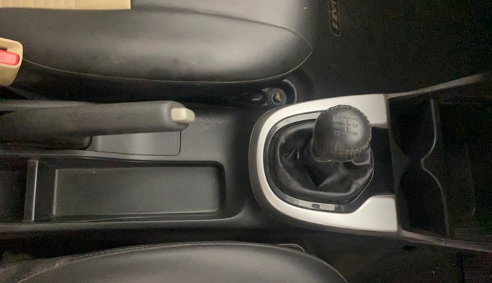 2016 Honda Jazz 1.2L I-VTEC V, Petrol, Manual, 40,892 km, Gear Lever