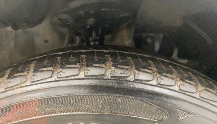 2016 Honda Jazz 1.2L I-VTEC V, Petrol, Manual, 40,892 km, Right Front Tyre Tread