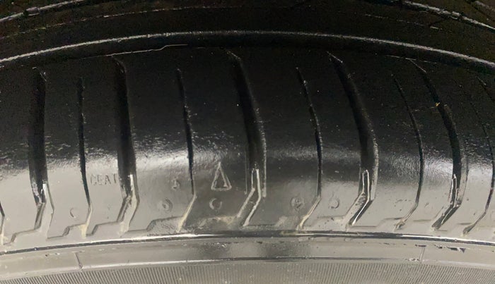 2023 Hyundai NEW I20 SPORTZ 1.2 MT, Petrol, Manual, 13,269 km, Right Rear Tyre Tread