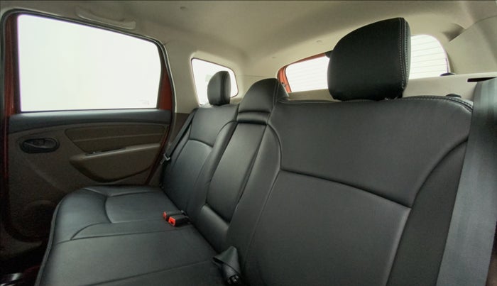 2016 Renault Duster RXL AMT 110 PS, Diesel, Automatic, 21,016 km, Right Side Rear Door Cabin