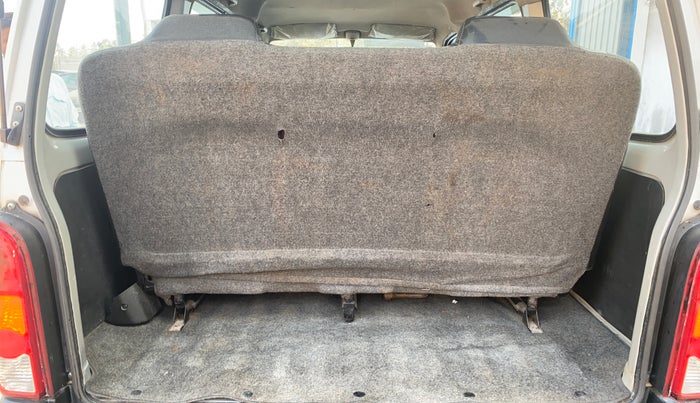 2021 Maruti Eeco 5 STR WITH A/C+HTR, Petrol, Manual, 67,749 km, Boot Inside