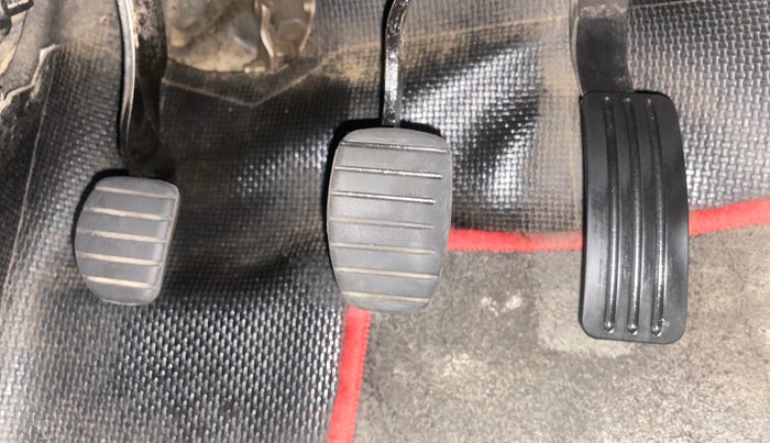 2018 Renault Duster 85 PS RXS MT DIESEL, Diesel, Manual, 1,28,228 km, Pedals