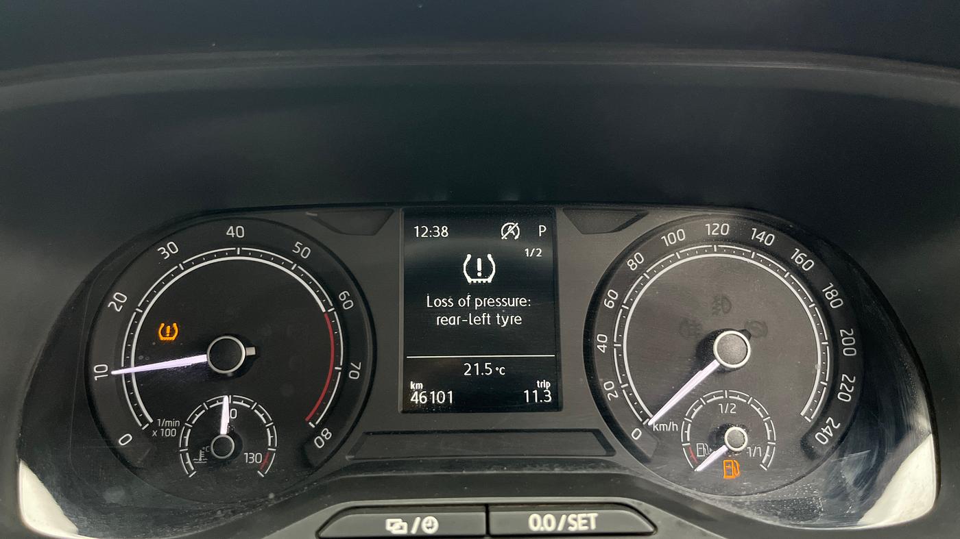 2022 Skoda KUSHAQ AMBITION 1.0L TSI AT, Petrol, Automatic, 46,101 km, Odometer Image