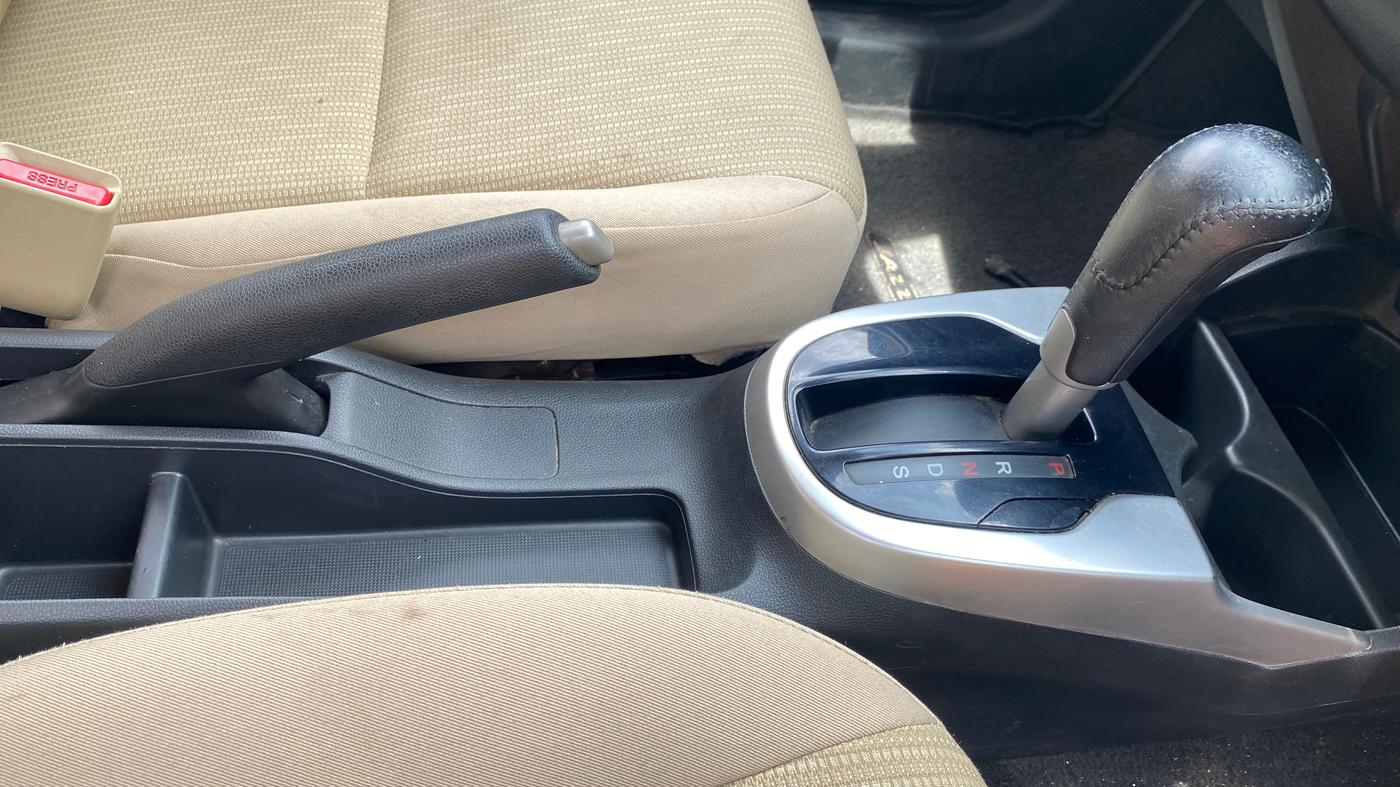 2018 Honda Jazz 1.2L I-VTEC V AT, Petrol, Automatic, 63,427 km, Gear Lever