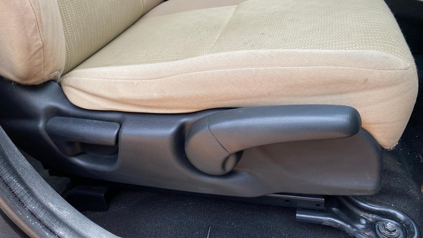 2018 Honda Jazz 1.2L I-VTEC V AT, Petrol, Automatic, 63,427 km, Driver Side Adjustment Panel