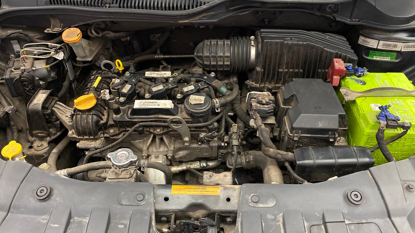2021 Tata ALTROZ XT PETROL, Petrol, Manual, 25,001 km, Engine View