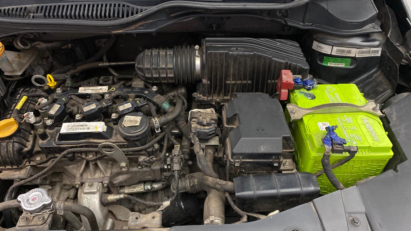 2021 Tata ALTROZ XT PETROL, Petrol, Manual, 25,001 km, Engine View - Left