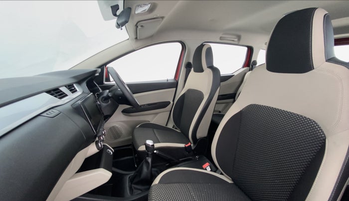 2021 Renault TRIBER 1.0 RXZ, Petrol, Manual, 16,071 km, Right Side Front Door Cabin