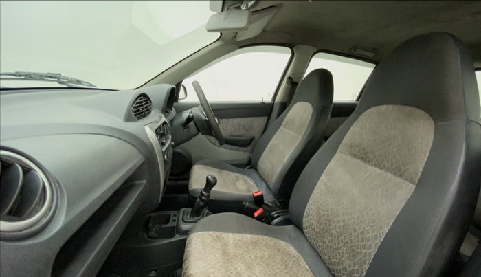 2017 Maruti Alto 800 VXI, Petrol, Manual, 99,056 km, Right Side Front Door Cabin