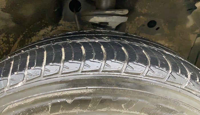 2016 Maruti Wagon R 1.0 VXI AMT, Petrol, Automatic, 15,536 km, Right Front Tyre Tread