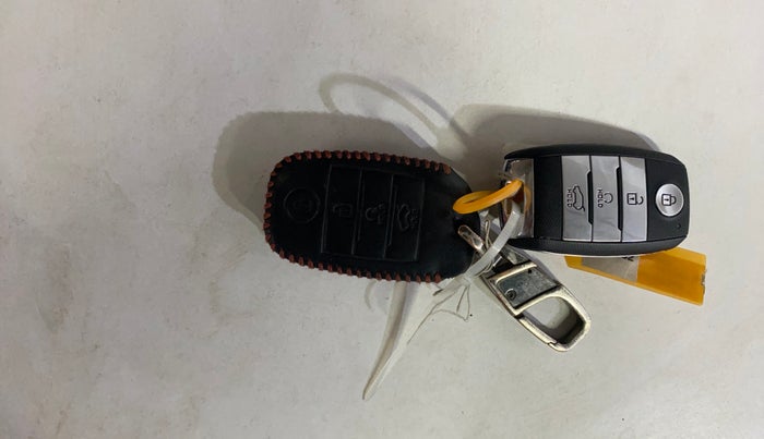 2023 KIA SONET HTX 1.0 DCT, Petrol, Automatic, 19,003 km, Key Close Up