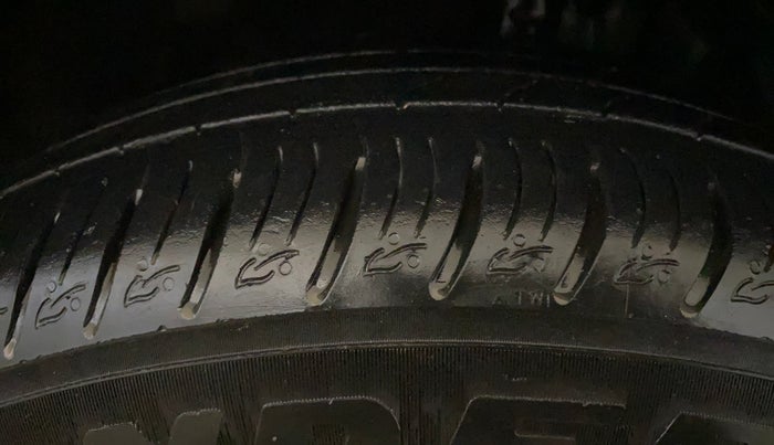 2023 KIA SONET HTX 1.0 DCT, Petrol, Automatic, 19,003 km, Right Front Tyre Tread