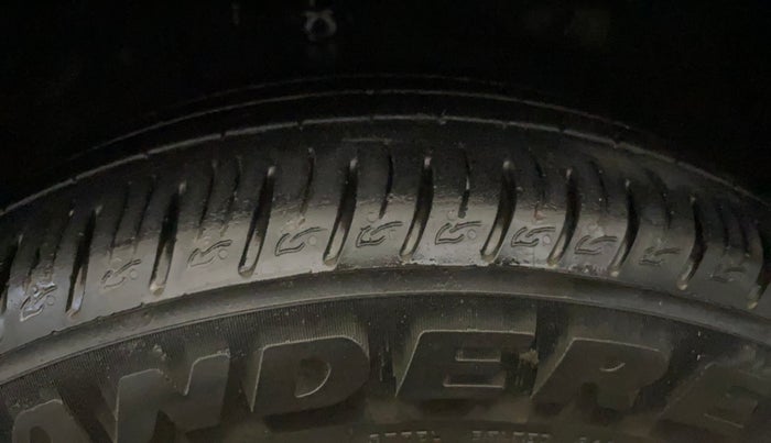 2023 KIA SONET HTX 1.0 DCT, Petrol, Automatic, 19,003 km, Left Front Tyre Tread