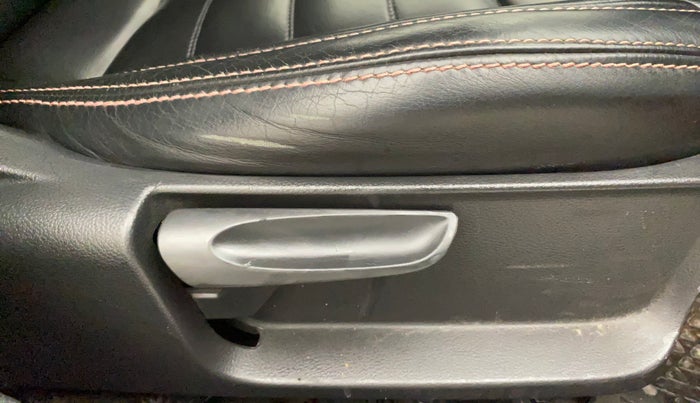 2016 Volkswagen Polo GT TSI AT, Petrol, Automatic, 71,729 km, Driver Side Adjustment Panel