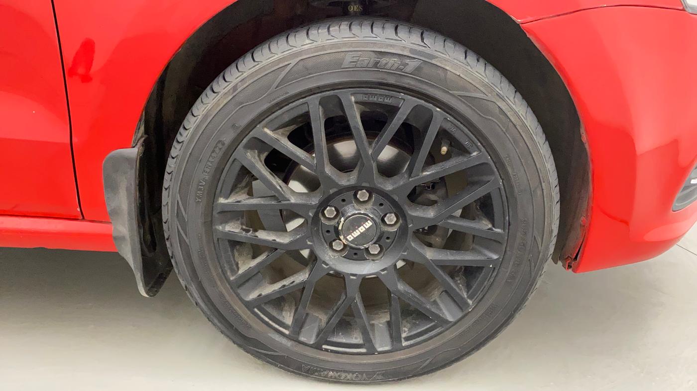 2016 Volkswagen Polo GT TSI AT, Petrol, Automatic, 71,729 km, Right Front Wheel