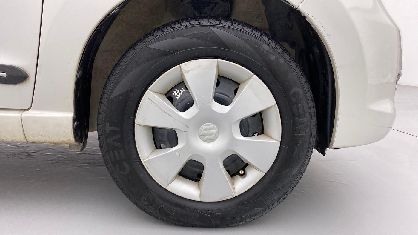 2012 Maruti A Star VXI (ABS) AT, Petrol, Automatic, 26,789 km, Right Front Wheel