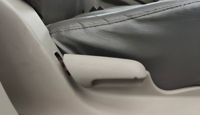 2014 Maruti Celerio VXI AMT, Petrol, Automatic, 53,368 km, Driver Side Adjustment Panel