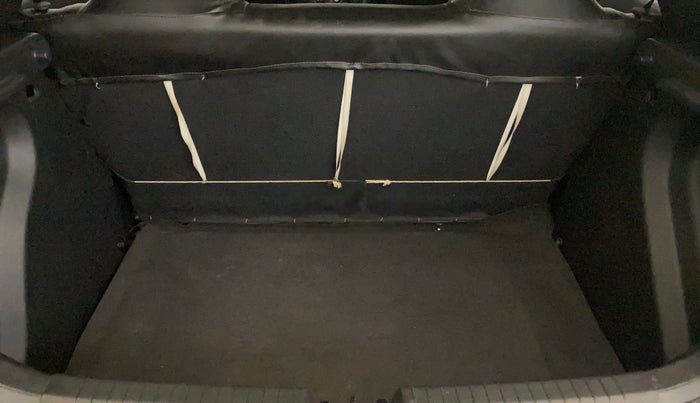 2019 Hyundai Elite i20 MAGNA PLUS 1.2, Petrol, Manual, 73,275 km, Boot Inside