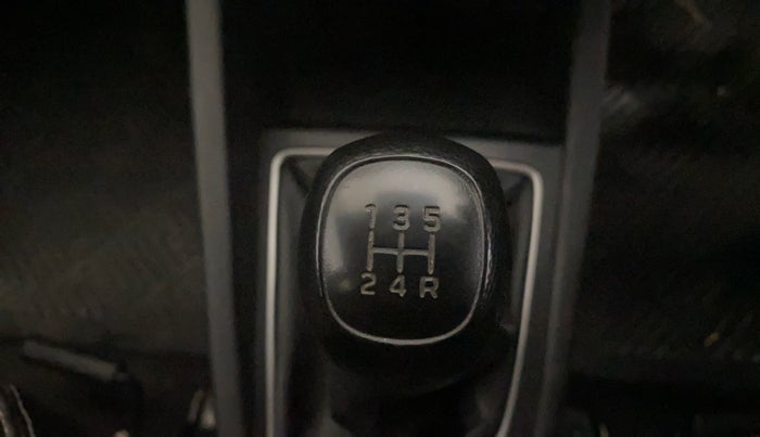 2019 Hyundai Elite i20 MAGNA PLUS 1.2, Petrol, Manual, 73,275 km, Gear Lever