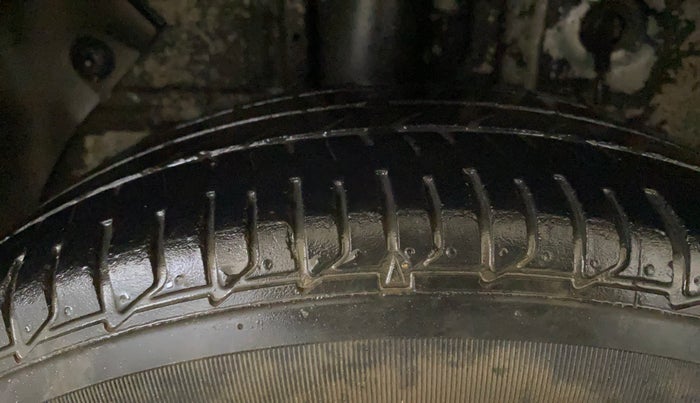 2019 Hyundai Elite i20 MAGNA PLUS 1.2, Petrol, Manual, 73,275 km, Right Rear Tyre Tread