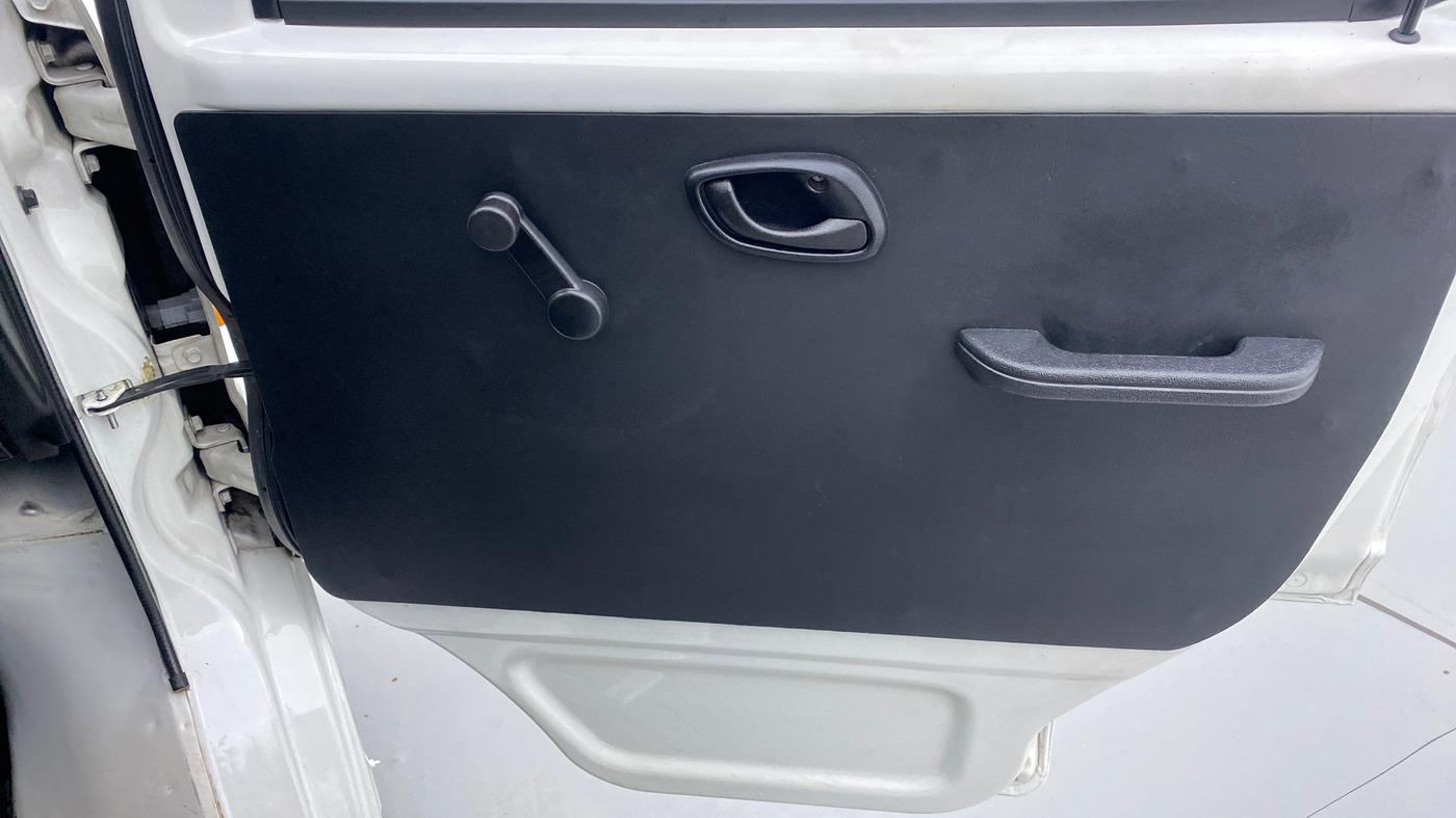 2019 Maruti Eeco 5 STR WITH AC PLUSHTR, Petrol, Manual, 1 km, Driver Side Door Panels Control