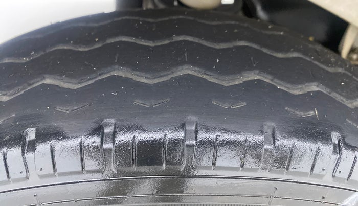 2019 Maruti Eeco 5 STR WITH AC PLUSHTR, Petrol, Manual, 1 km, Right Rear Tyre Tread