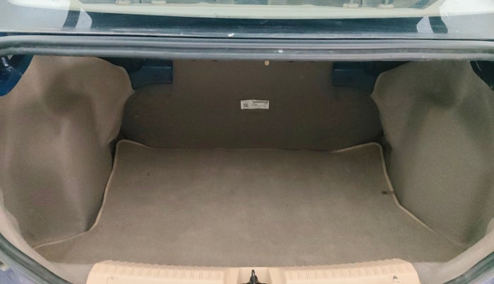 2017 Ford Figo Aspire TITANIUM 1.2 PETROL, Petrol, Manual, 42,612 km, Boot Inside