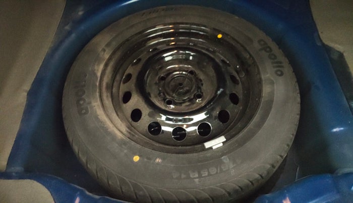 2017 Ford Figo Aspire TITANIUM 1.2 PETROL, Petrol, Manual, 42,612 km, Spare Tyre