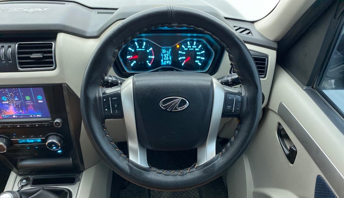 2020 Mahindra Scorpio S11 2WD, Diesel, Manual, 21,371 km, Steering Wheel Close Up